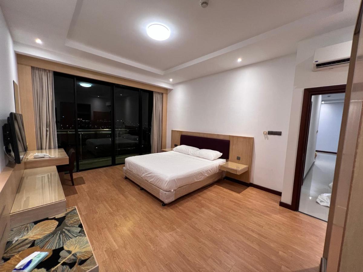 Nick's @boulevard Mall @ Imperial Apartment Kuching