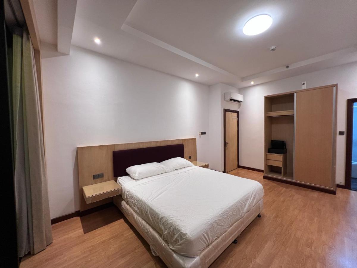 Apartment Nick's @boulevard Mall @ Imperial *